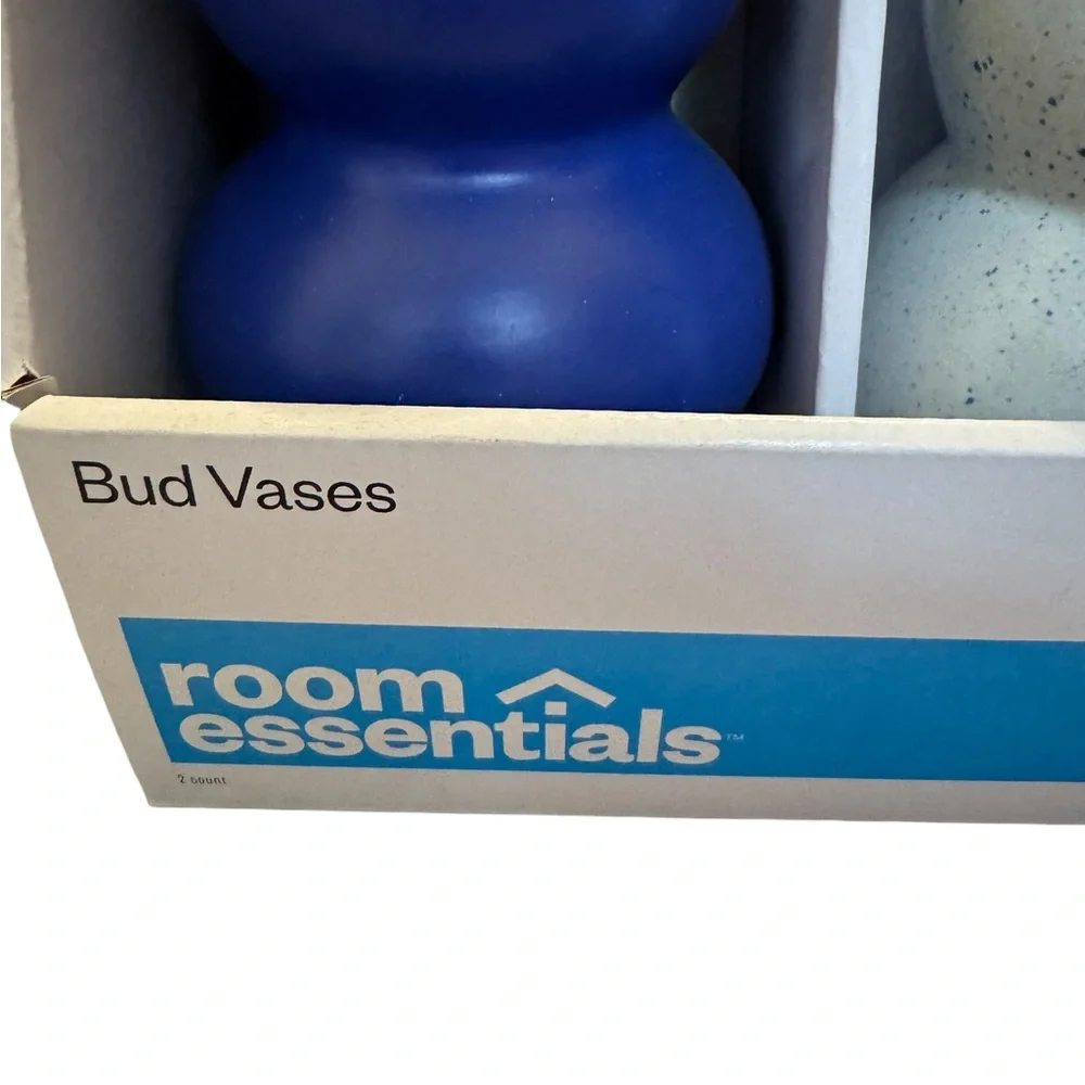 Room Essentials 2 Pack‎ Bud Vases NEW